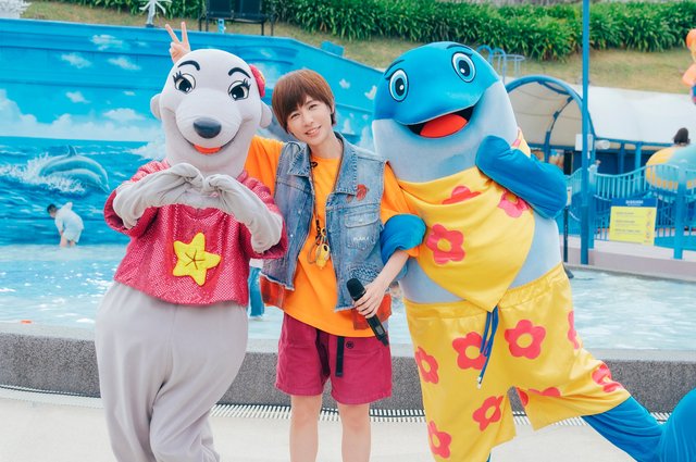 小魏魏嘉瑩 花蓮遠雄海洋公園 快閃演出 海豚大哥Donny 海獅姐姐Sissy