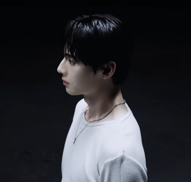 黃旼炫 OUR MV 截圖